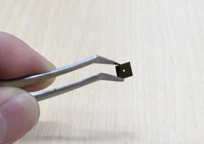 This is the material linking the three electro-mechano-optical systems. Credit: Kyoto University / Kazuyuki Takeda