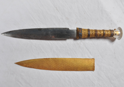 Tutankhamun’s iron dagger (University of Pisa)